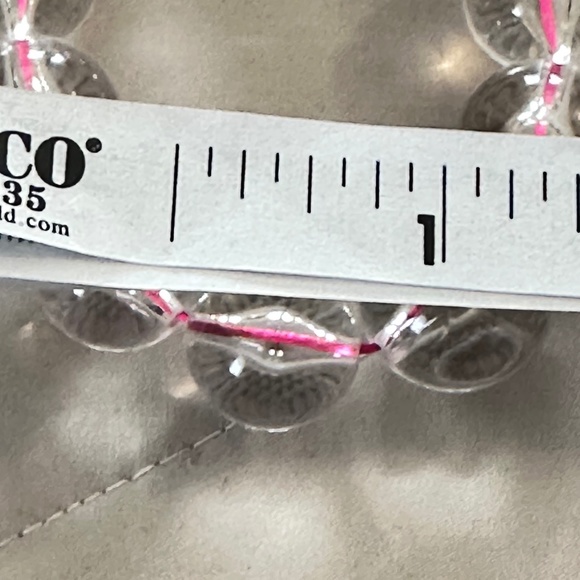 Graduating clear glass bead necklace strung on hot pink string. Lobster clasp - Picture 11 of 13
